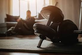 《棒球青训营：在多米尼加投资一名12岁天才的风险与回报》