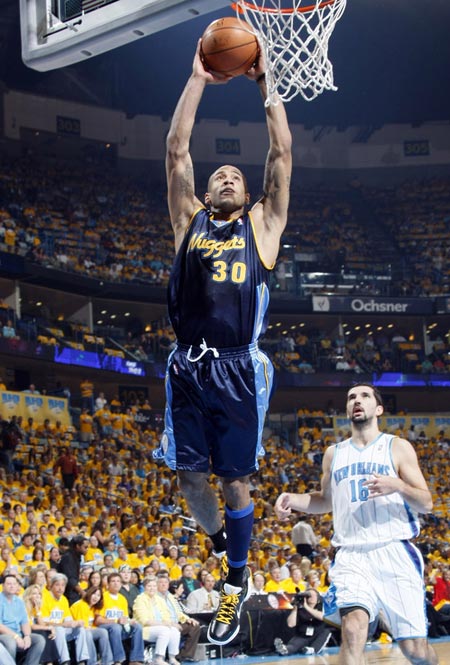 凭借默契的 凭借默契的